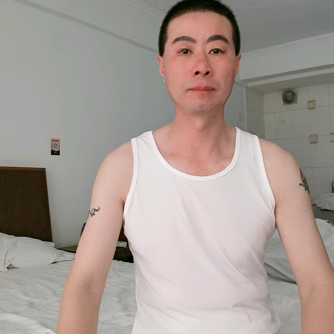 君君