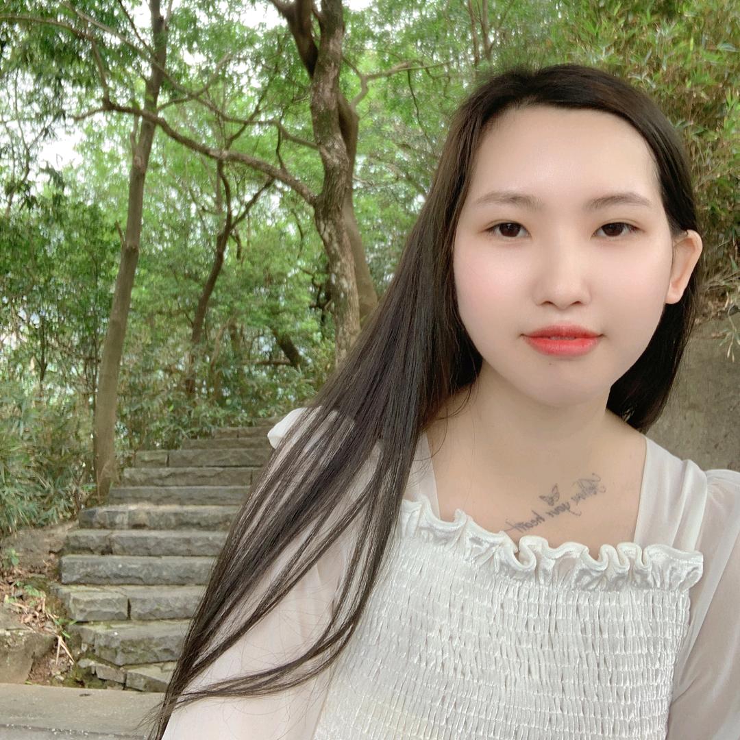 ﺴ猪宝☾⋆᭄ ♡