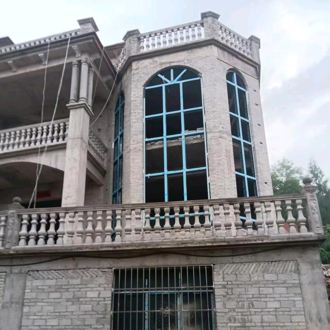 随着梦想去努力、获取更好的生活