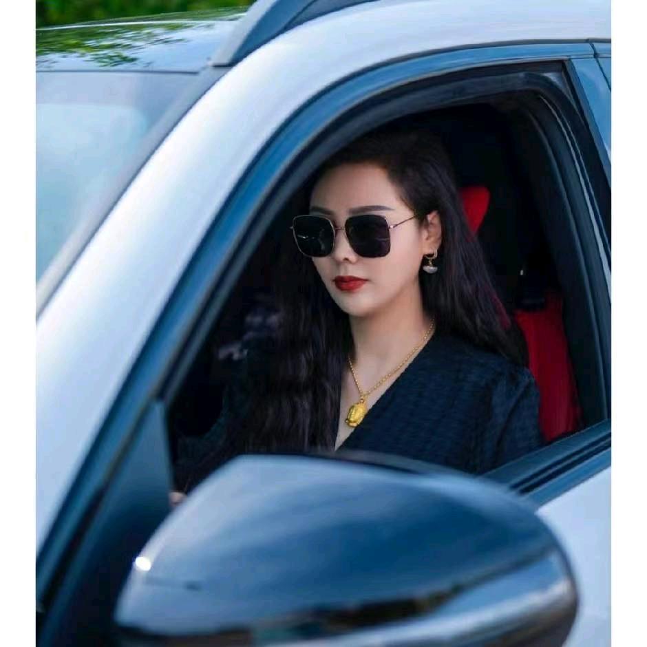 铁铁家汽车（老板娘）