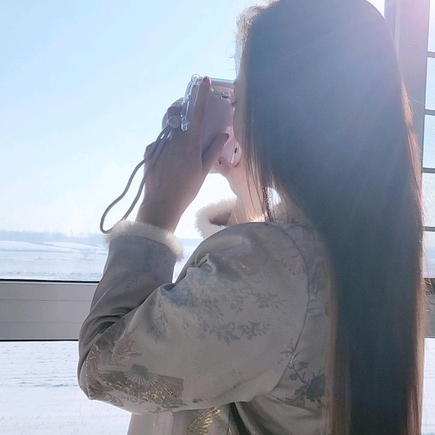 小娜娜。