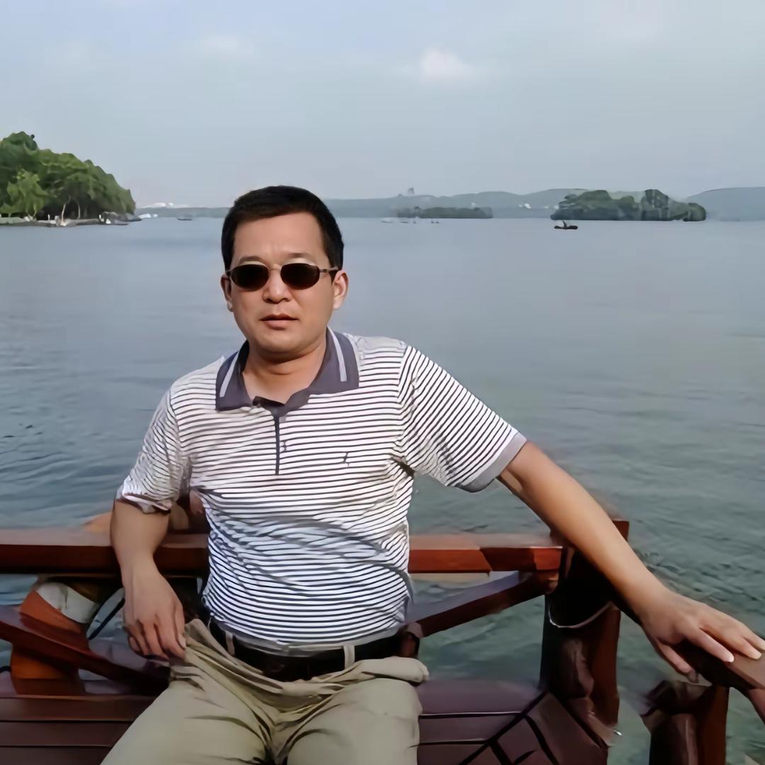 超市批发供货商--伟哥