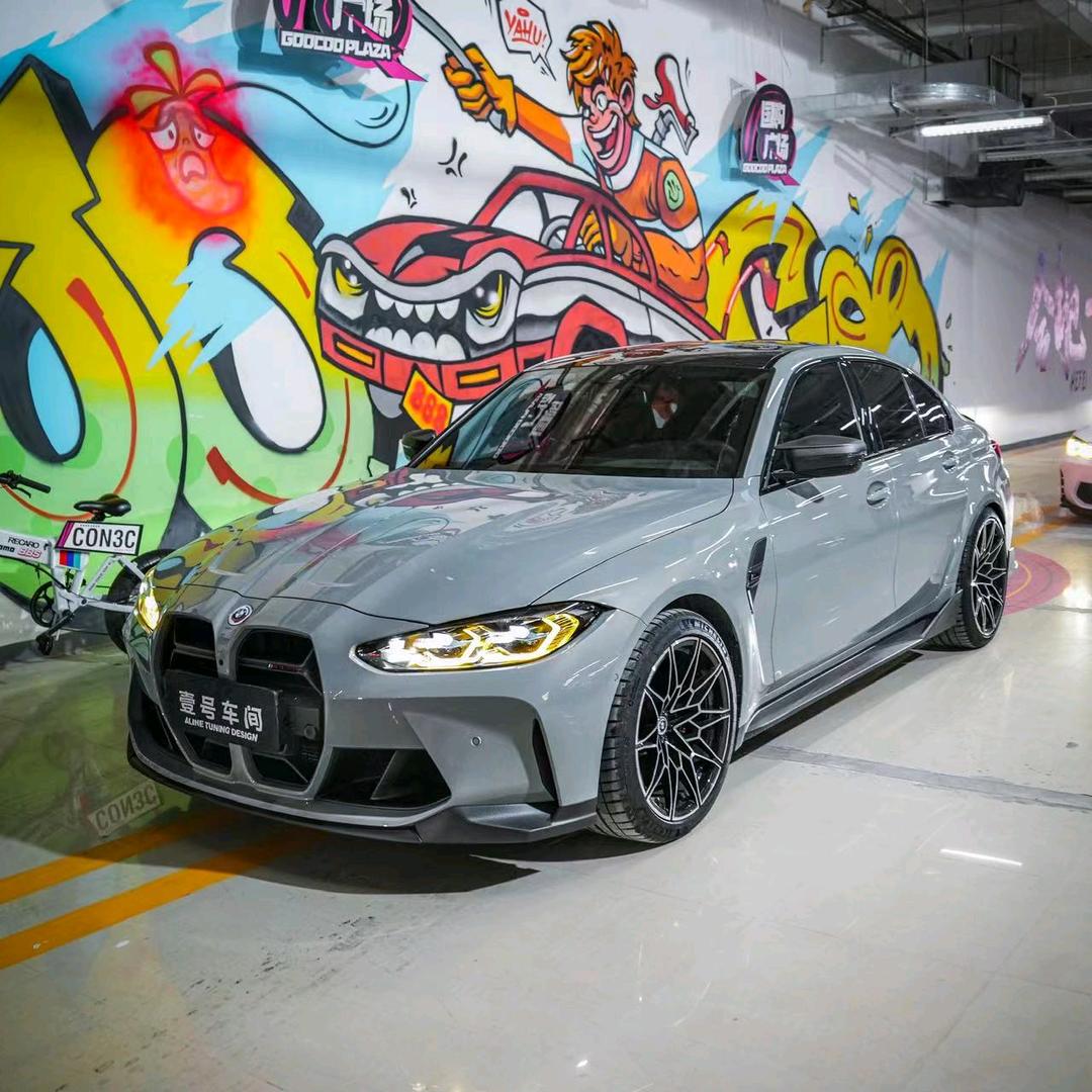 一个破租车的00后