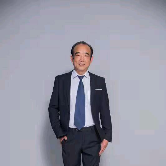东华知易子？姓名咨询工作室