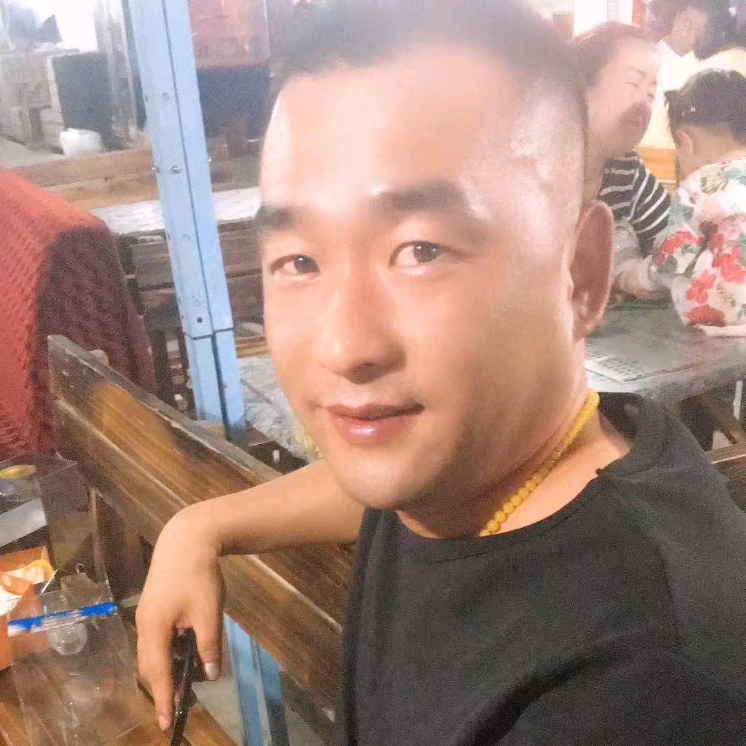 承接光伏项目……