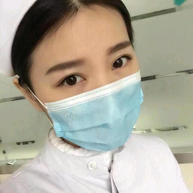 美女果果