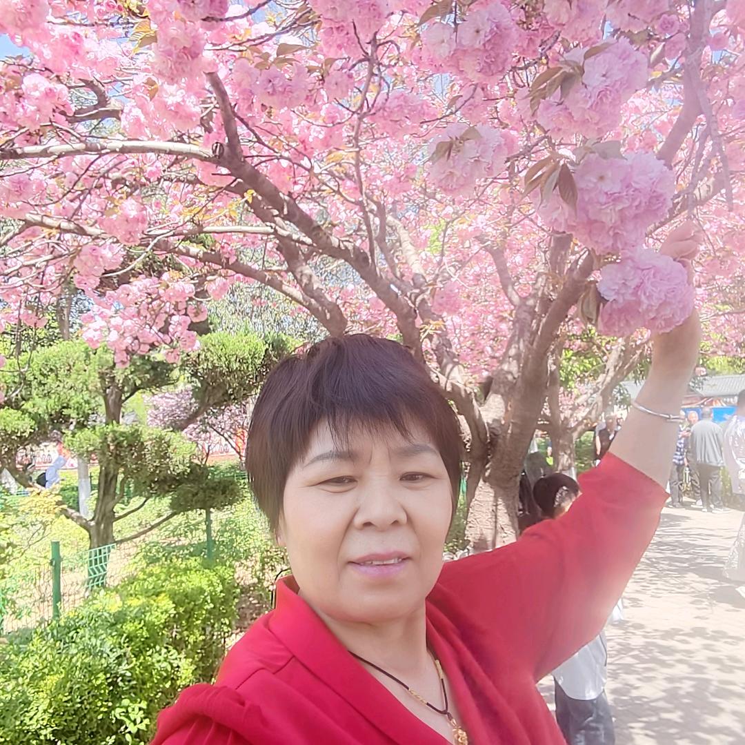 苏家四妹，幸福一家人