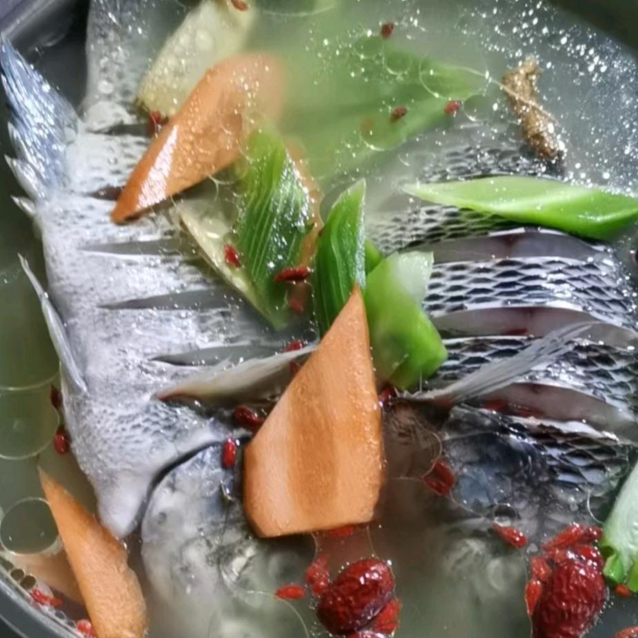 渔鸡百味