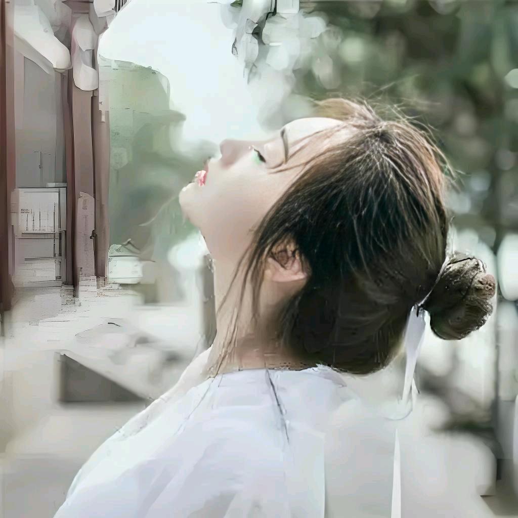 西西*爱喝炭火水