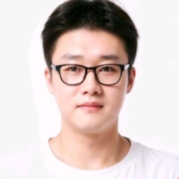 高级康复理疗师李乐鑫