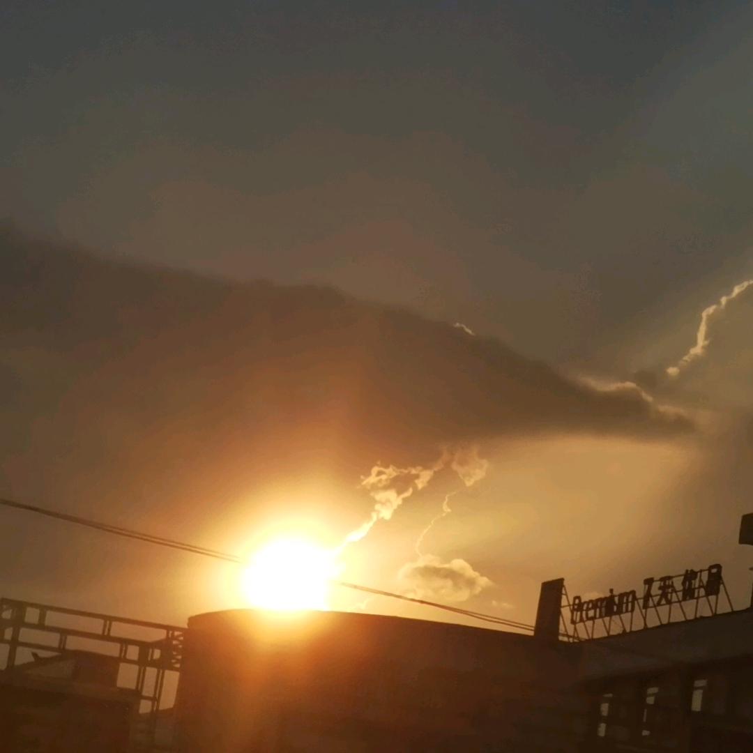 @🥀⃟向钱看ꦻꦿᭁ不回头：🥀এ᭄