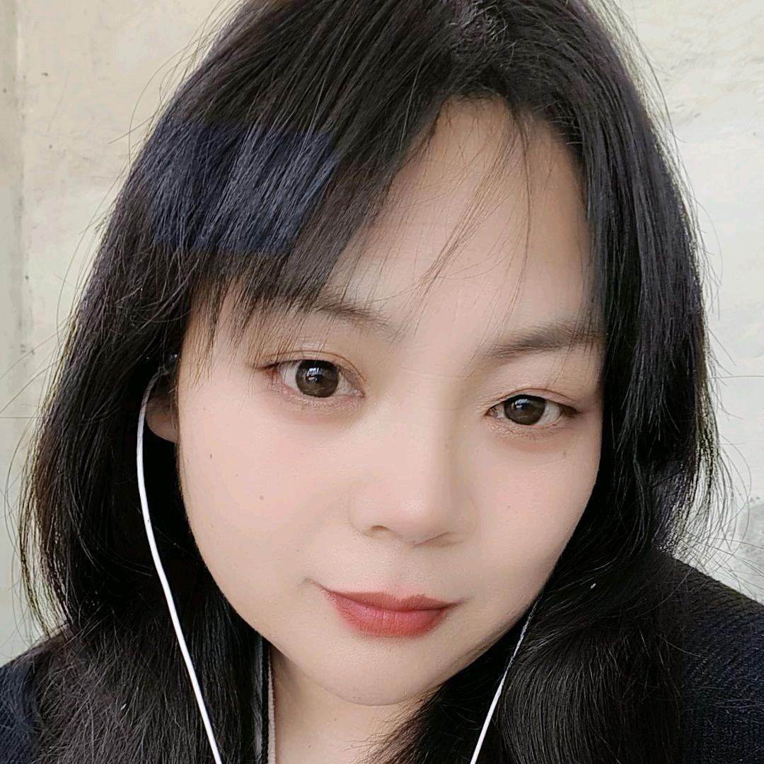 李潘