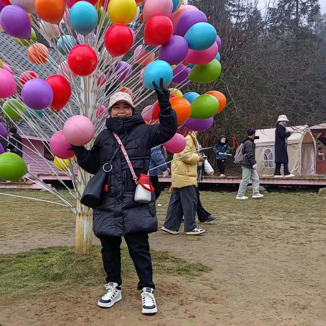 开开心心😄快快乐乐