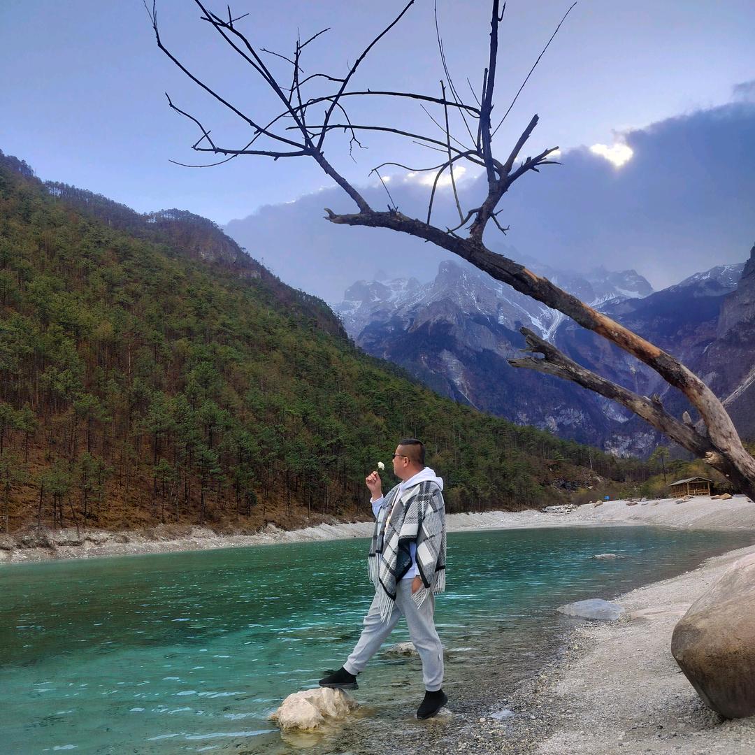 秋水流云