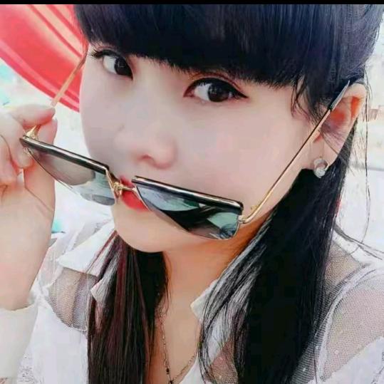 秋艳