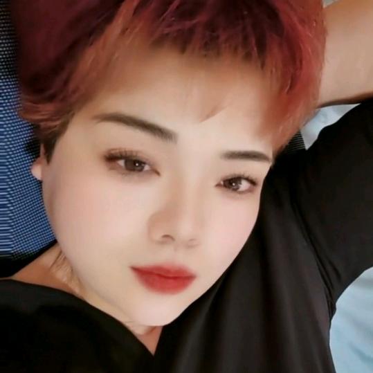 冰洁唱歌下午一点半开播