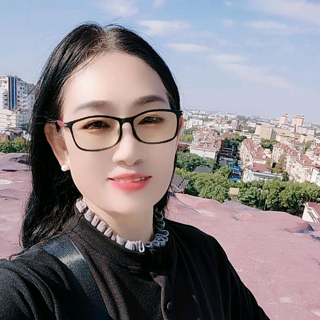 彩霞