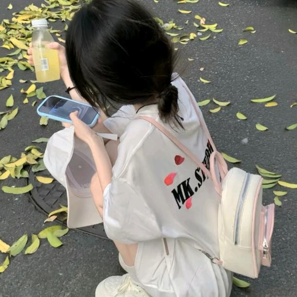 艺萱