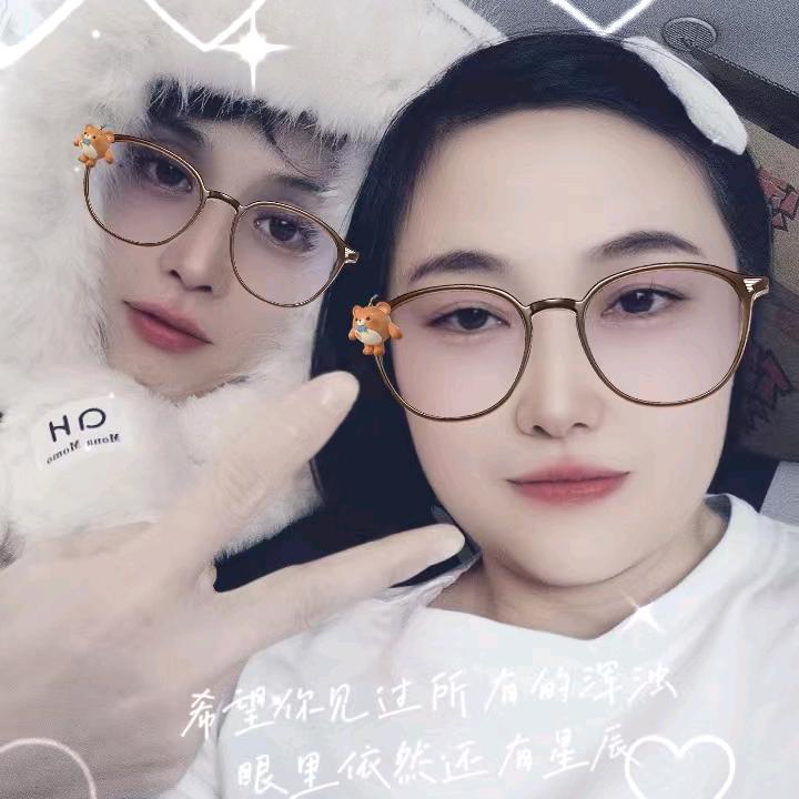 💞抬头向钱💕石八岁࿐