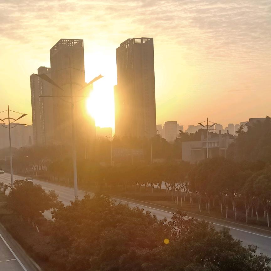 张𝒵𝒽𝒶𝓃ℊᥫᩣ