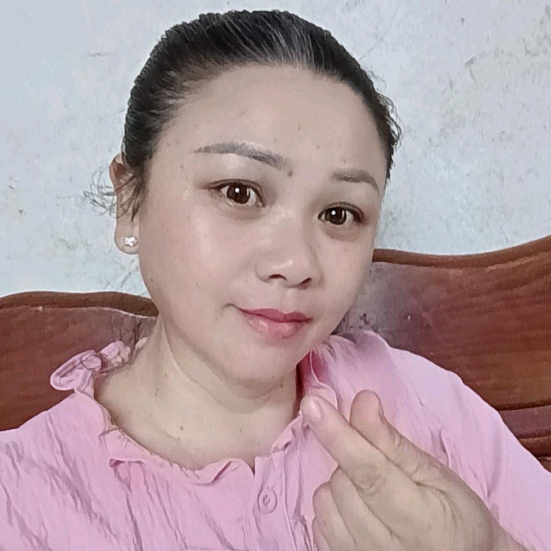 李佳佳