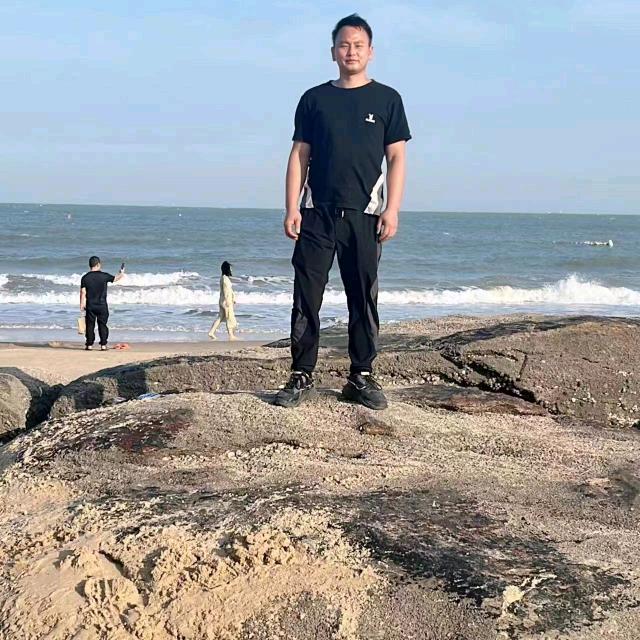 杯中酒,寒风冽
