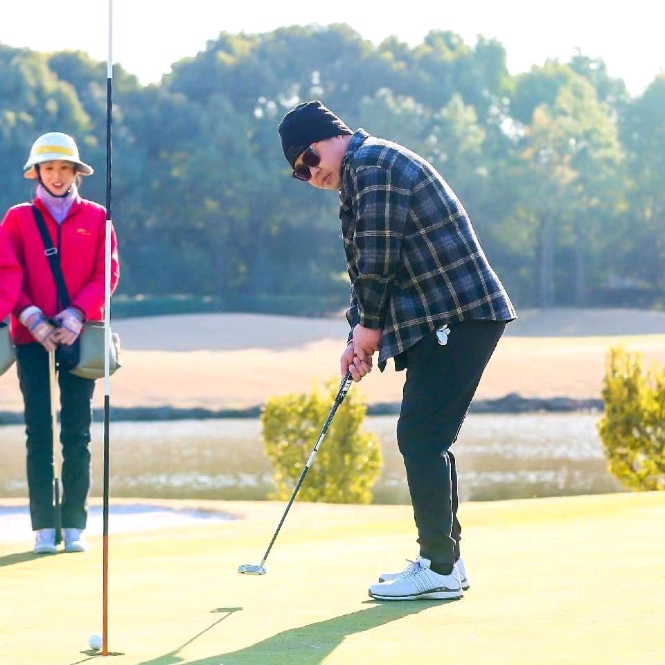 钱二房产小霸王