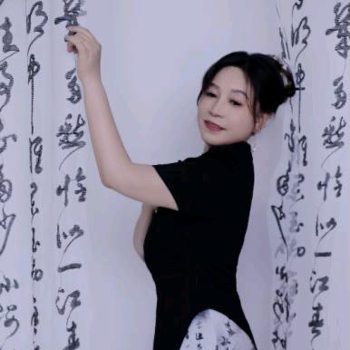 🍎秋水伊人🍎