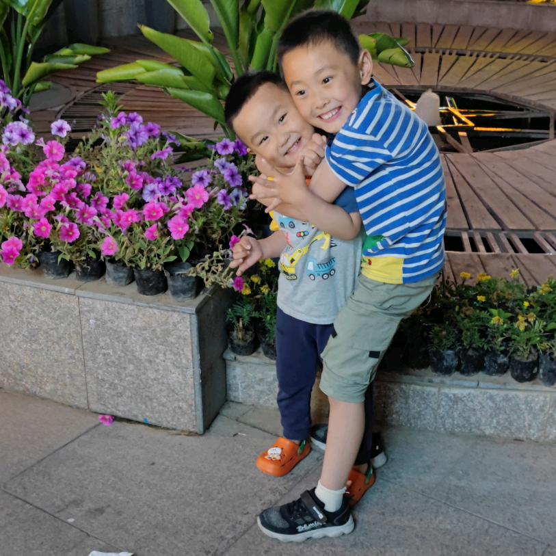 我想牵着你的手