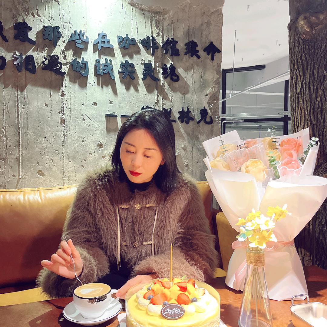 新时代酵养小凤姐