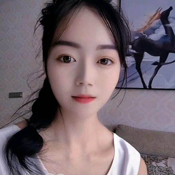 莯莯