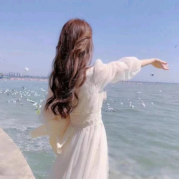 玲玲吖