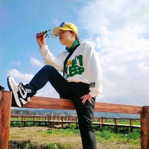 高尚兰兰。