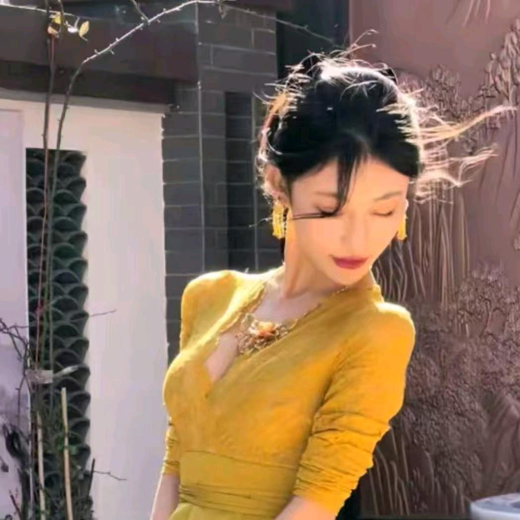 梁昕（变美日记）