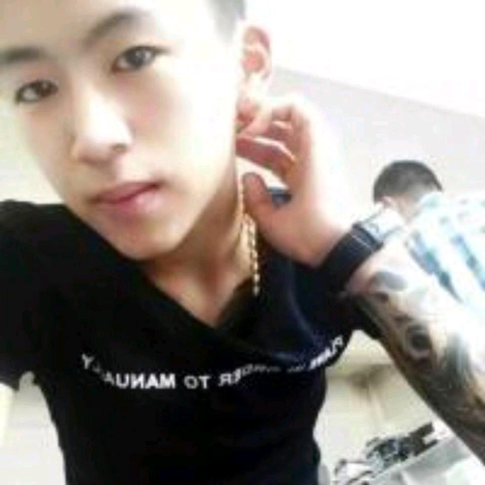 ☞⚡️哥通妹下水管道洞专业户🔥雨夜屠夫