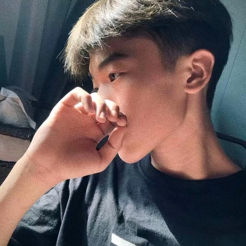 心好碎呀！💔喜欢的人不喜欢我。