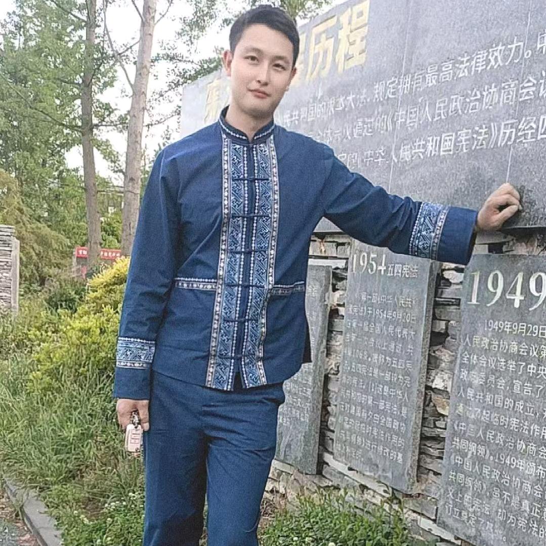 黔之缘布依民族服饰（招学员）