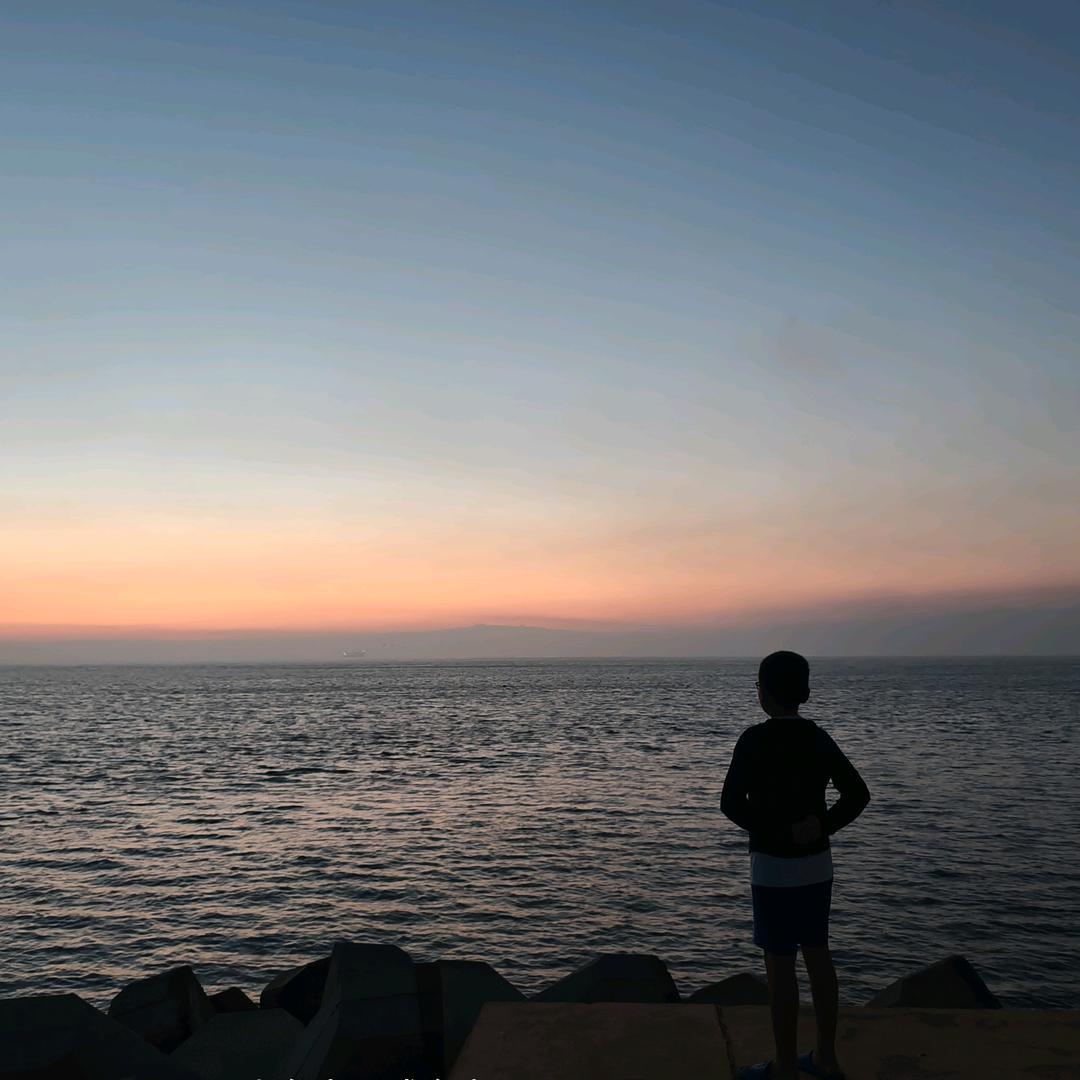 十里八乡的俊后生