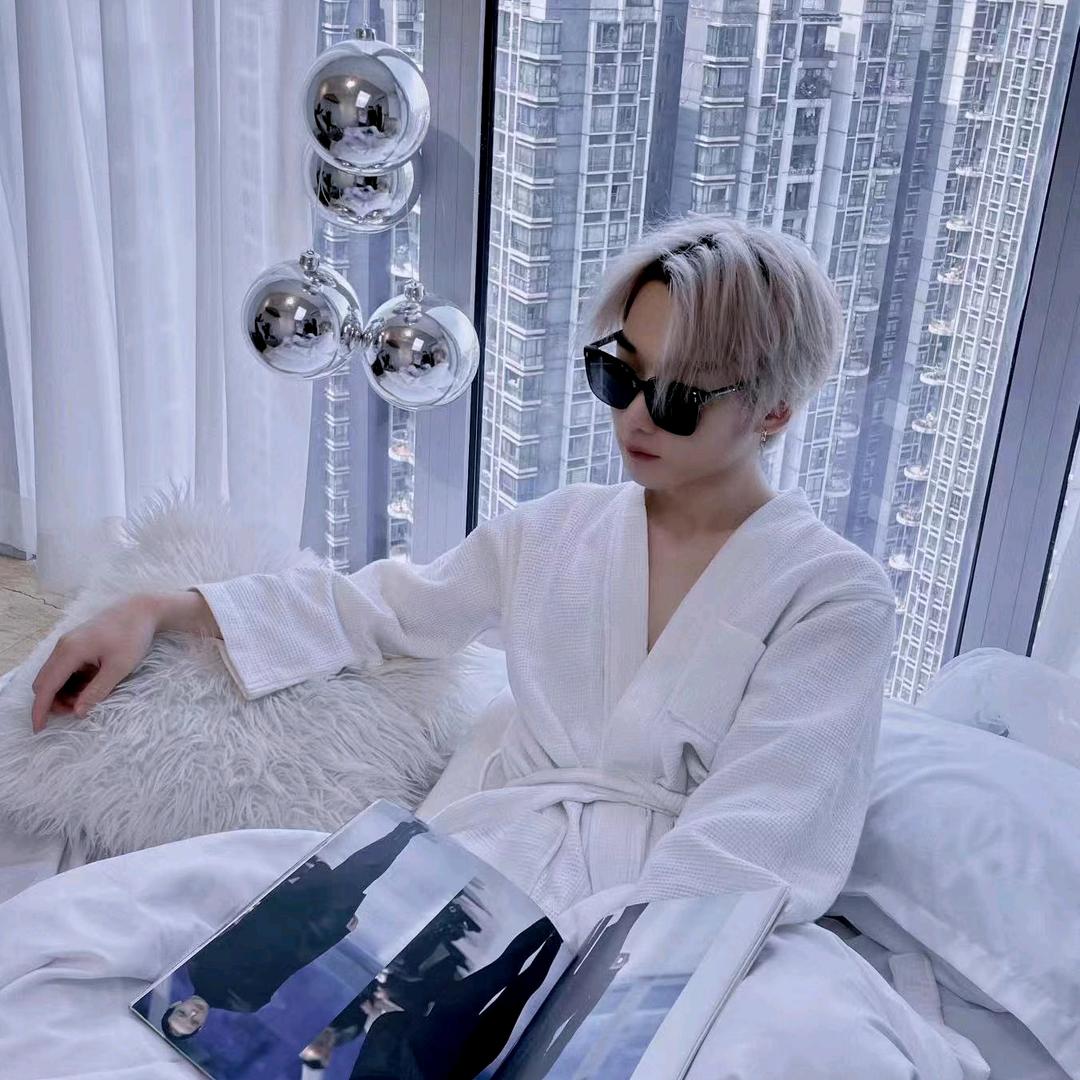 被浪漫CP击中的夜晚