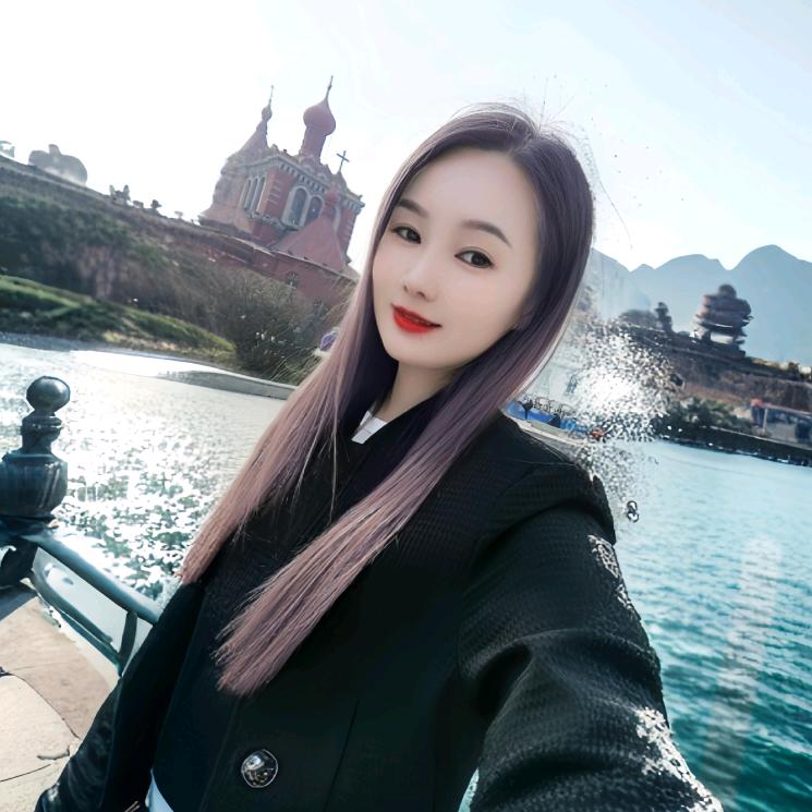 三妹（微笑前行)