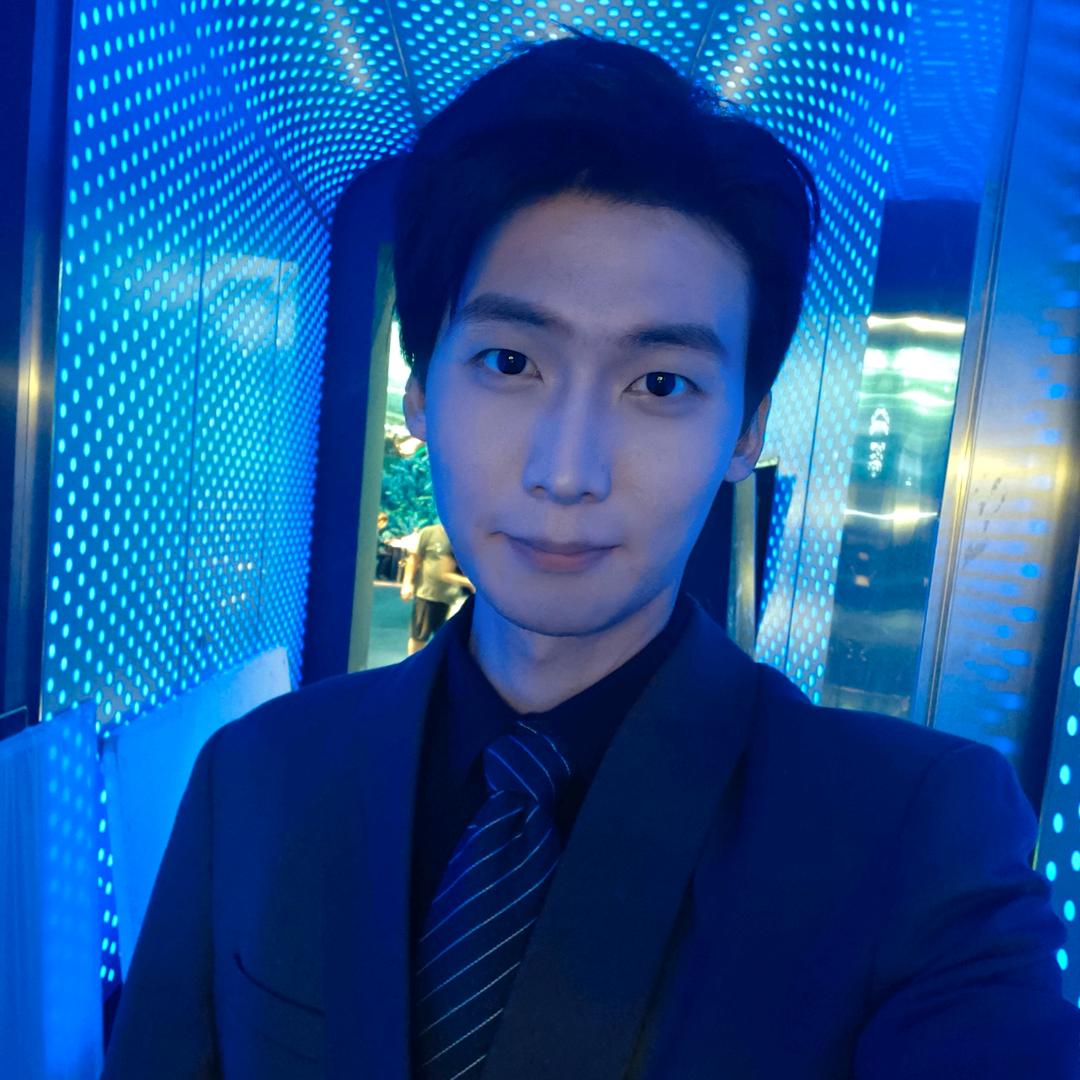 洛阳蓝牡丹丨演员张绍程丨河南长腿王