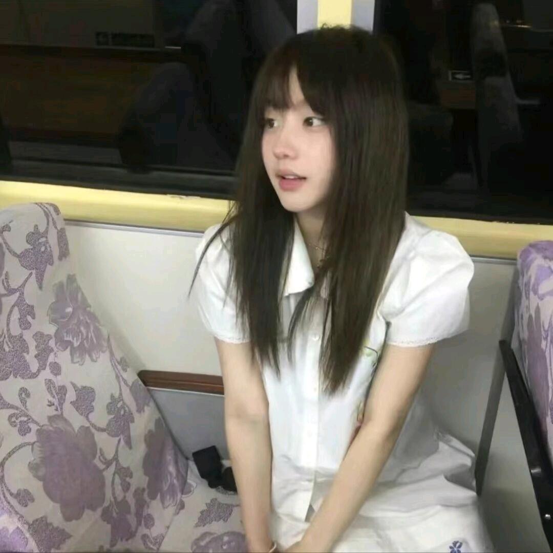 会飞的土豆🥔.