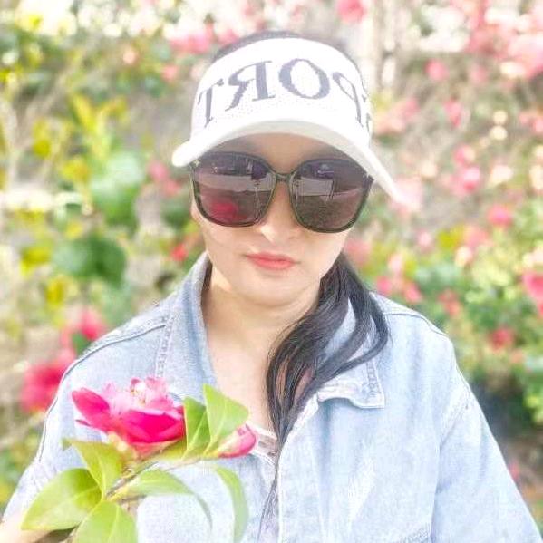 四川山美水美。