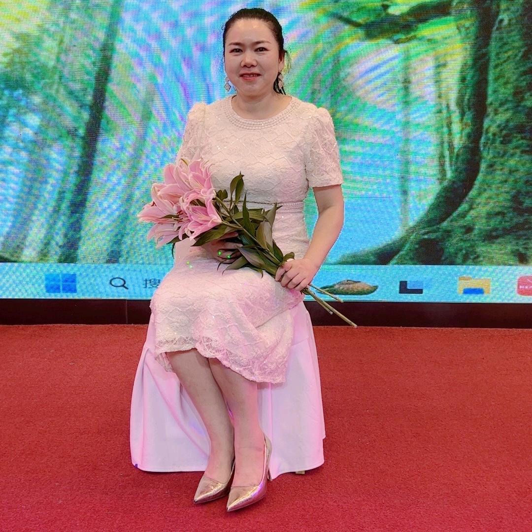 南丹美业霞姐(招学员)