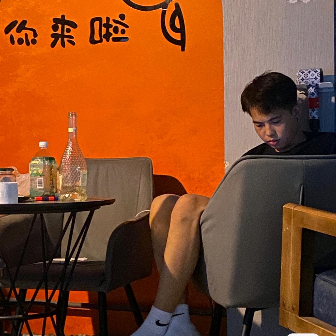 w佳俊