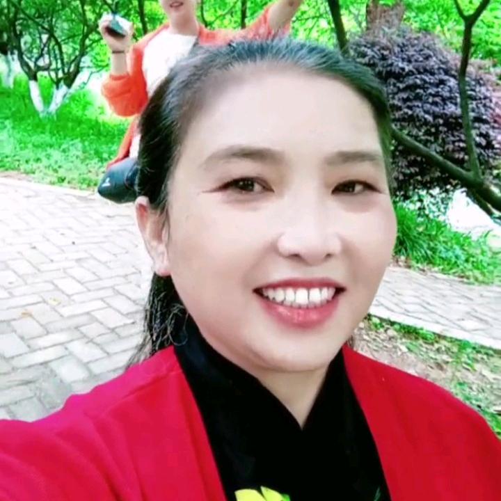 刘静英