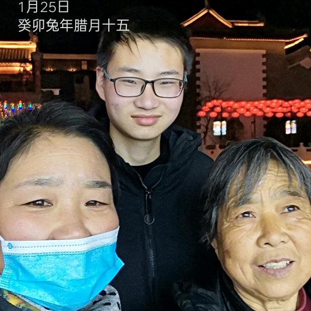 胡大妞《橱窗好物》
