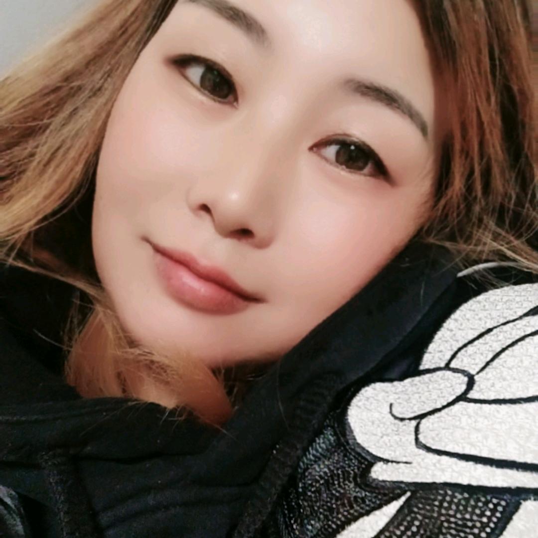 @荣三竿（媚姐）