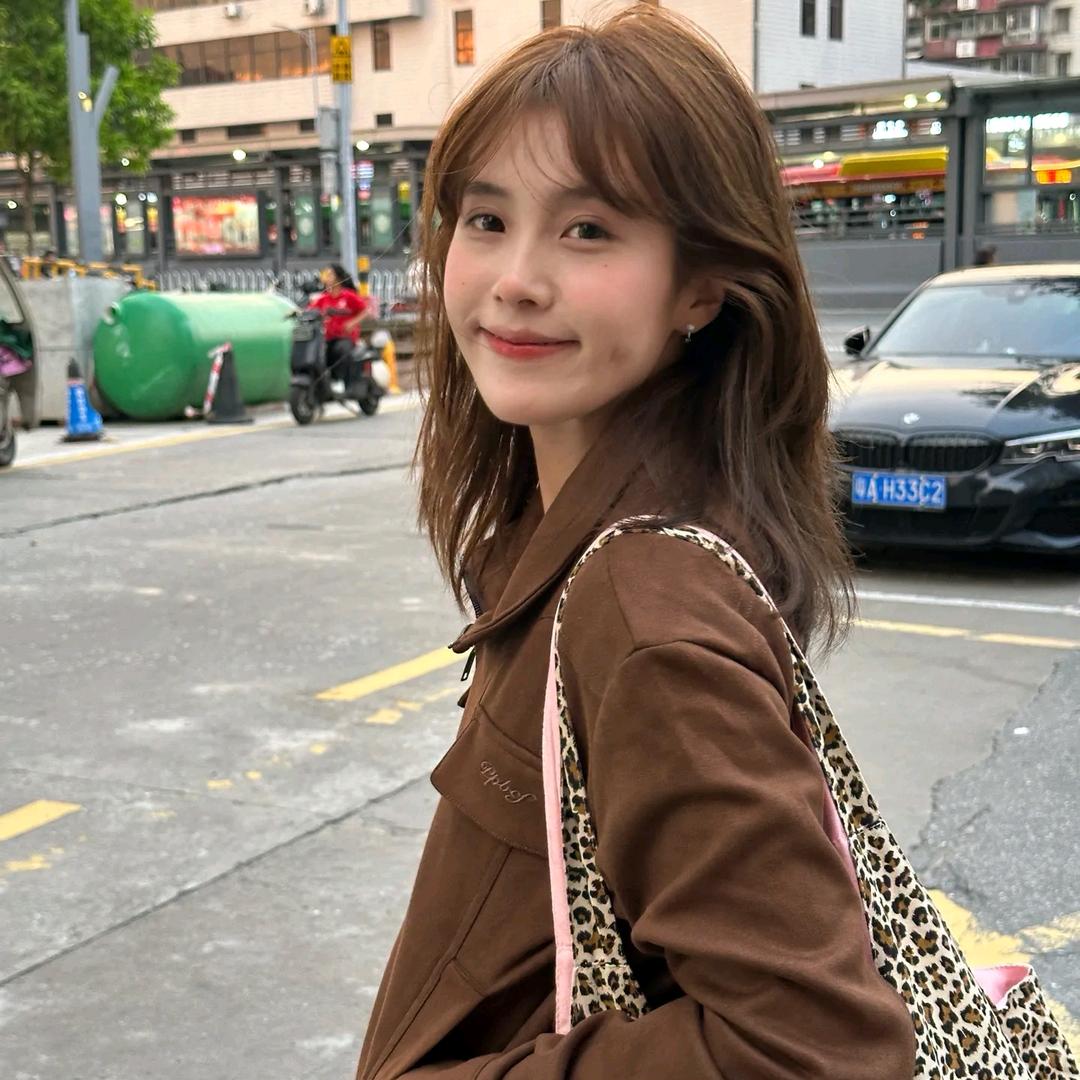 今天踩到狗屎啦