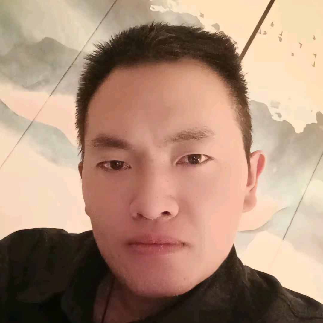 蓝莓哥(晚上8点30分开播)